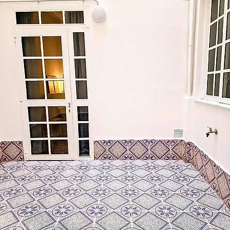 De 4*