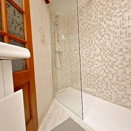 Hotel De 4*